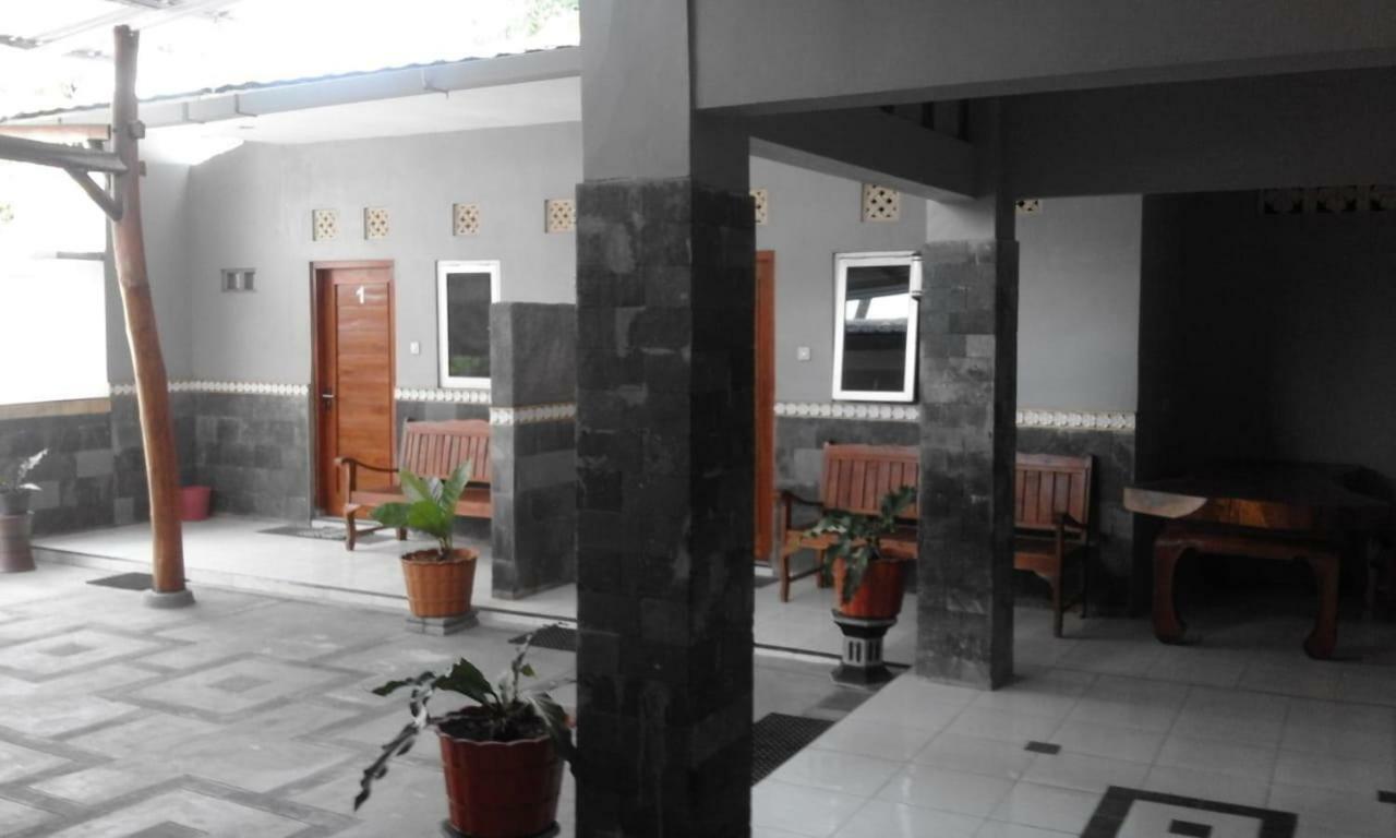 Tanjung Inn Wonosari Ngoại thất bức ảnh